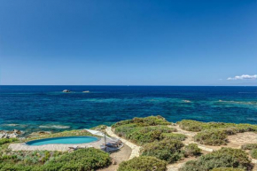 Pedra - Exclusive seafront villa with private pool Villasimius